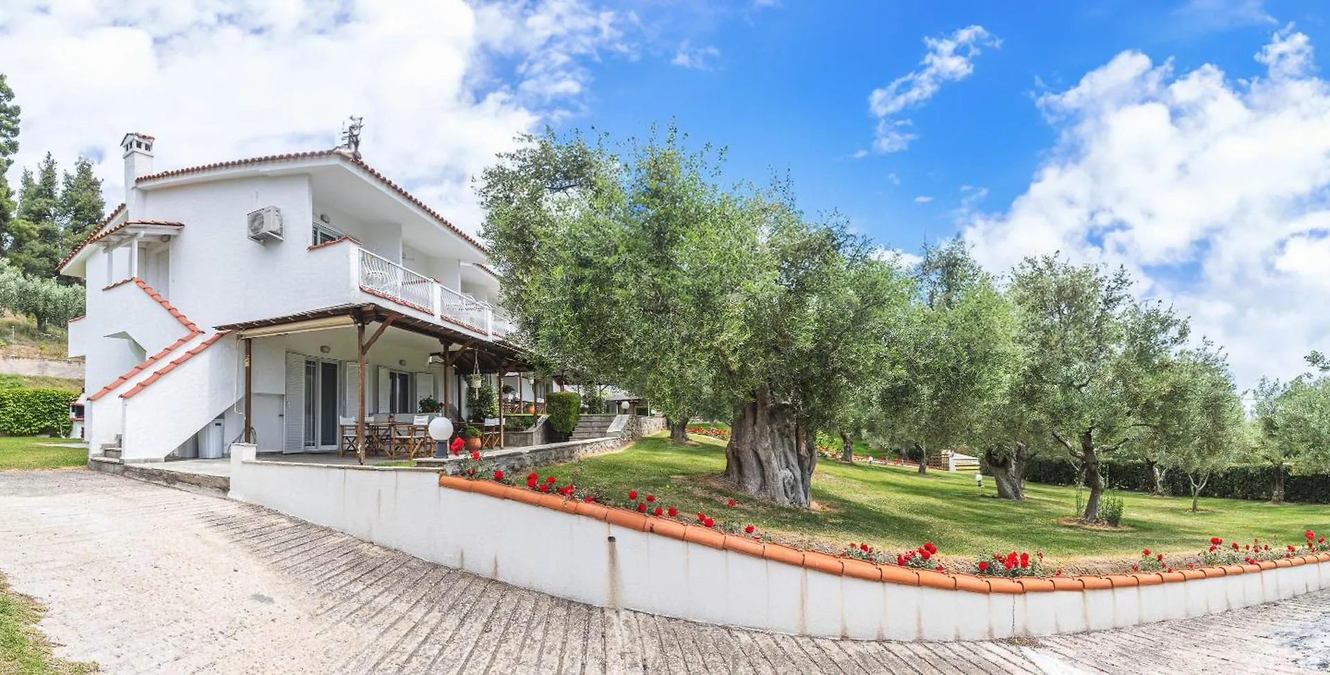 Mola Kalyva Suites 0*, Mola Kalyva